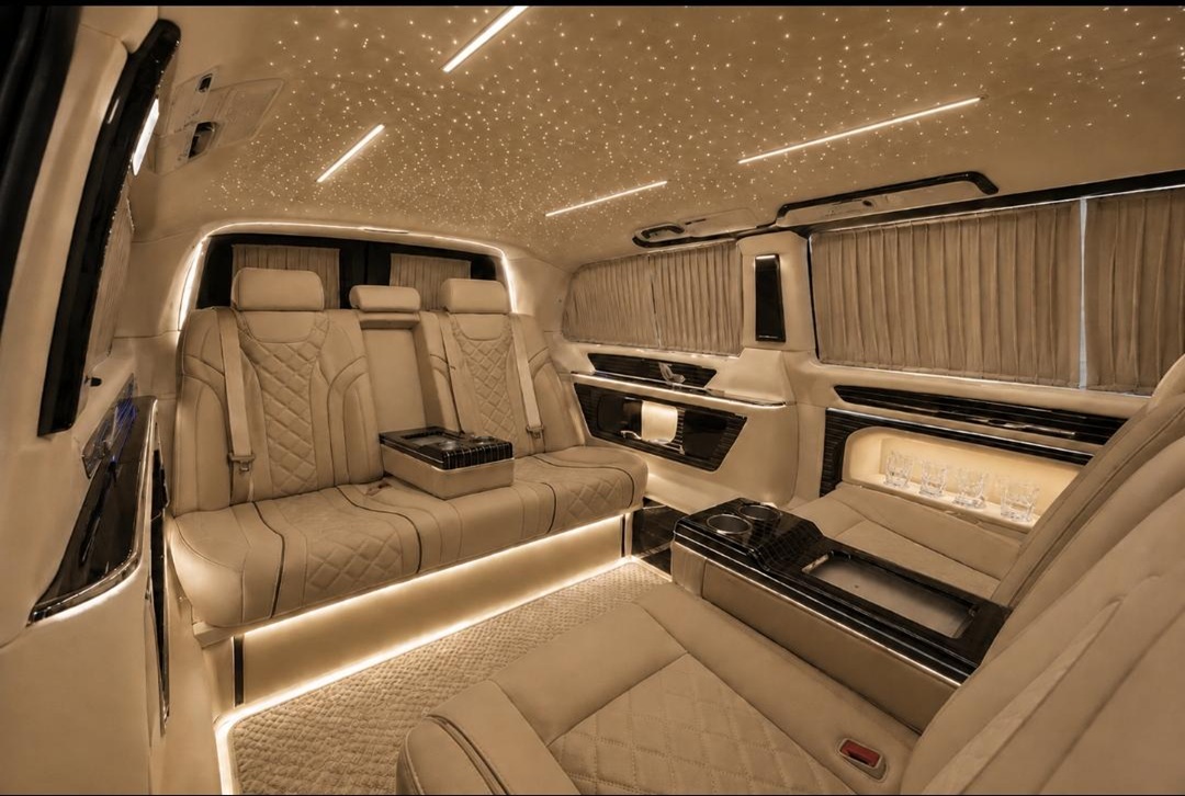 Habitat | PRIVATE VIP-FAHRZEUG